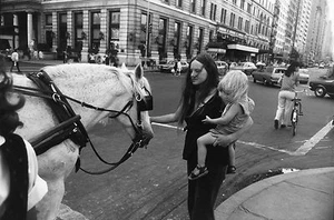 Garry WINOGRAND: Women Are Beautiful c. 1970 / Silver Print / SIGNED / GW77 - Picture 1 of 3