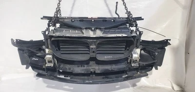 Оригинальная основная опора радиатора 2009 2012 BMW 750I с охлаждением и затвором - Изображение 1 из 4