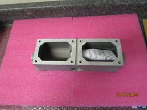NEW! Eaton Crouse-Hinds Series Two Gang Tandem Device Body EDSCM32 - Foto 1 di 9