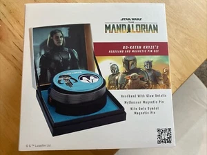 Star Wars Mandalorian Bo- Katan Magnetic Pin & Din Grogu's Mudhorn Rondel Pin - Picture 1 of 1