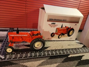 Allis Chalmers D17 1/16 Diecast Tractor Replica Collectible By Scale Models - Picture 1 of 11