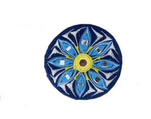 Stemma Ricamato Buddista Mandala Fiore Fatto Mano A Nepal MD12 - Picture 1 of 1