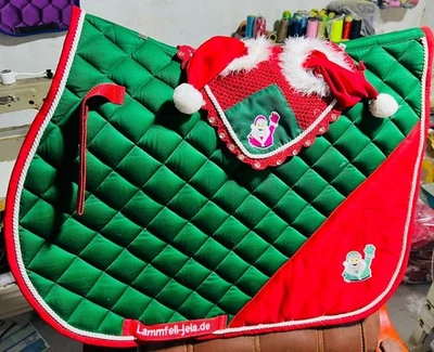 Weihnachten Set Rot/grün mit Weihnachtsmann Schabracke/Fliegenhaube Full VSS - Bild 1 von 3