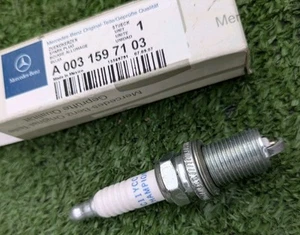Genuine Mercedes Benz MB Champion Spark Plug Classic NOS A0031597103 C11YCC OEM - Picture 1 of 6