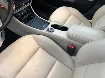 Consola Delantera Tipo 156 Piso Se Adapta 15-20 MERCEDES CLASE GLA 945261 Foto 1 de 4