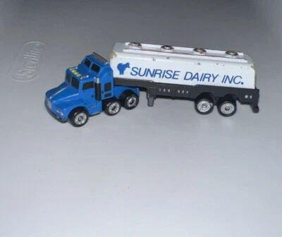 FUNRISE 1988 Semi Truck Tractor Trailer SUNRISE Dairy INC. - Image 1 of 2