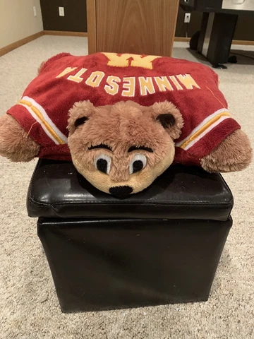 Minnesota Golden Gophers NCAA Goldy Gopher Mascot Pillow Pet Collectible 18" Cover