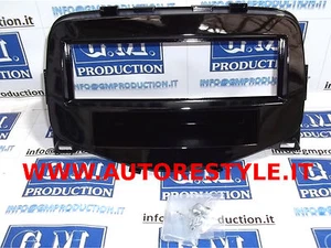 Blende für GPS-Navigationsgerät Autoradio 1 DIN TOYOTA AYGO CITROEN C1 PEUGEOT 108 - Bild 1 von 1