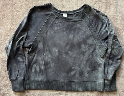 Top corto de manga larga Lole para mujer cuello redondo camuflaje gris talla mediana Foto 1 de 4