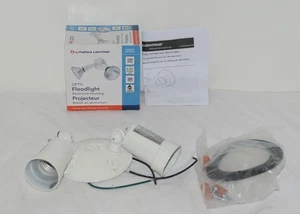 Lithonia Lighting 138VFM OFTH Floodlight White Aluminum Housing Wet Location - Picture 1 of 10