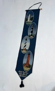 Tapiz de entrega faros de bancos exteriores de Carolina del Norte 41 1/2 pulgadas - Imagen 1 de 5