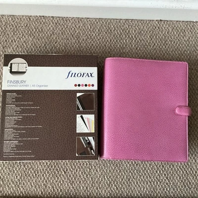 Filofax Finsbury Organiser Personal Size in Raspberry Grained Leather Boxed - Image 1 of 4