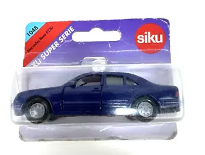 SIKU 1048 Mercedes-Benz W210 E230 BLUE (Package Damage) - Picture 1 of 7