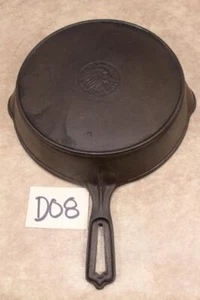 D08 VINTAGE WAPAK HOLLOW WARE HIGH GRADE #8 INDIAN HEAD RING CAST IRON SKILLET - Picture 1 of 1