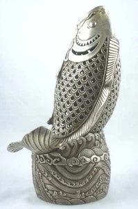 Rare Oriental Tibet silver lifelike fish figure Incense Burners Censer h:20cm - Picture 1 of 6