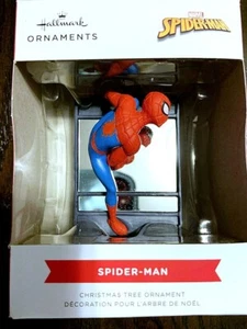 HALLMARK SPIDER-MAN 2024 ADORNO DE NAVIDAD ~ ESCAPA A TRAVÉS DE LA VENTANA ~ SPIDERMAN - Imagen 1 de 2