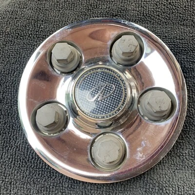 2000 2001 2002 OLDSMOBILE INTRIGUE CENTER CAP CHROME OEM 9593499 S - Image 1 of 3