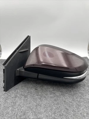 Подлинный левый указатель поворота для дверного зеркала Toyota RAV4 2016-2018 годов выпуска со стороны водителя - Изображение 1 из 4