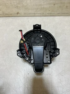 2010 - 2015  Toyota Prius Heater AC Blower Motor OEM - Picture 1 of 7
