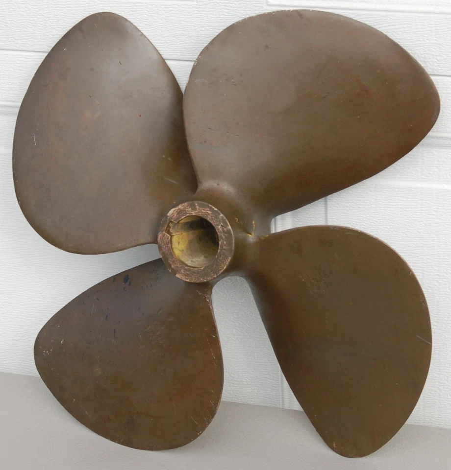 Hélice de barco de latón vintage colombiano TETRADYNE 20" - EE. UU. Patrulla Lexington Foto 1 de 4
