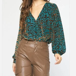 Entro Gr. Small Damen Samt Animal Print Body grün braun Druckknopfverschluss - Bild 1 von 11