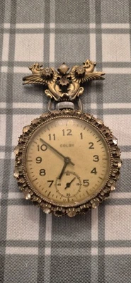 Reloj Bolsillo The E Ingraham Company Colby, Hecho en Bristol Como Está Piezas/Reparación Foto 1 de 4