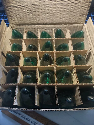25 Pack C9 transparent Green Christmas Light Bulb E17 Intermediate base - Image 1 of 2