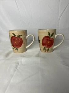 Gibson Marke 2 Kaffee/Teebecher Tassen beige mit Obsttrauben toskanisch - Bild 1 von 5