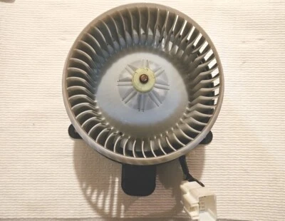 13 14 Cadillac ATS 2014 2,0 L tracción trasera soplador motor calentador 12 V 07Q23 5060 denso Foto 1 de 3