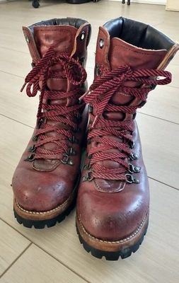 Bota de trabajo para hombre, parte superior de cuero, suela Vibram, hecha en EE. UU., talla 7,5 Foto 1 de 4