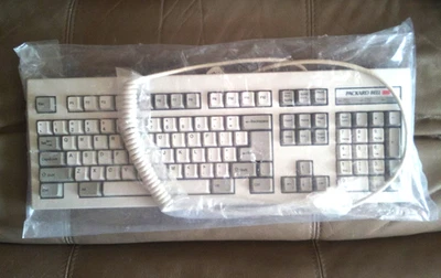 New Old Stock Vintage Packard-Bell Keyboard Model 5139 PS/2 Metal Bottom Base - Image 1 of 4