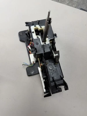 Mitsubishi Outlander 2006 palanca de cambios automática 2,4 Foto 1 de 2