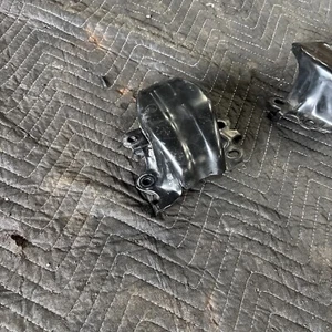 Lexus LX570 Front Differential Bracket Cover Driver and Passenger Side 2015 OEM - Picture 1 of 3