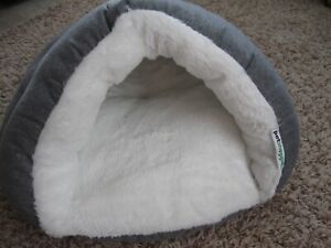 Cat/Dog Pet Pillow Comfortably Snuggly Cave Style Bed for up to 10lbs Grey/White