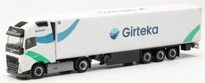 HERPA, VOLVO 4x2 FH Gl. Xl avec remorque 3 essieux GIRTEKA blanc, échelle 1/8... - Foto 1 di 5
