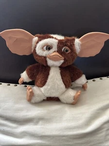 Neca Gremlins Gizmo Dancing Singing Mogwai Musical Sound Toy Plush Figure 7” - Picture 1 of 13
