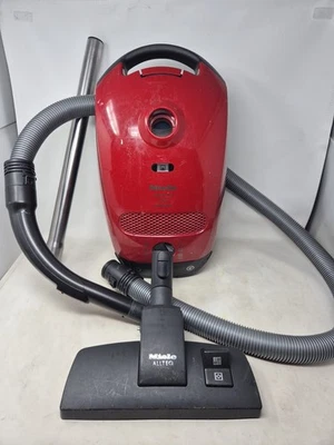 Miele Classic C1 Junior  PowerLine Vacuum Cleaner 1400W Cleaned Tested - Image 1 of 4