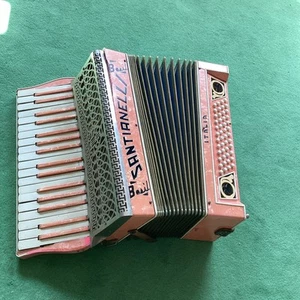 ORIGINAL Vintage Santianelli Italian Accordion, Very rare needs attention - Picture 1 of 9