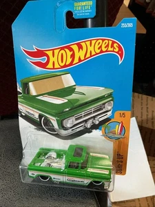 Hot Wheels Surfs Up Custom '62 Chevy Pickup 1/5 Green - Picture 1 of 5