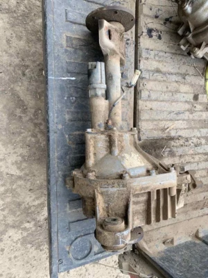 Chevrolet Suburban 1500 1997-1999 portador diferencial delantero relación 3,73 OEM  Foto 1 de 4