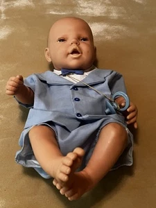 VTG BERJUSA BABY BOY ANATOMICALLY CORRECT 20" LOOKS REAL VERY SOFT - Picture 1 of 21