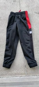 Boy's ATHLETIC WORKS Poly Blend Black Tri-Cot Jogger Pants, Sz CH/S (6-7), PO! - Picture 1 of 8