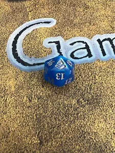 Magic the Gathering Amonkhet D20 Spindown Life Counter Die - Blue/Gold - Picture 1 of 1