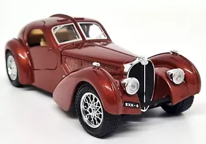 Burago 1/24 - Bugatti Atlantic 1936 Copper Diecast Scale Model Car - Picture 1 of 7