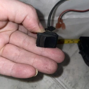 Ein Aus Schalter für einen Elektromobil HD24 - Bild 1 von 6