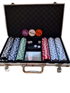 Poker Chip Set 300 Teile + mit gepolsterter Metalltragetasche, Würfel, schwere Chips - Bild 1 von 9