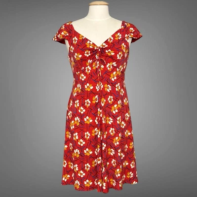 Vestido para mujer London Times 8 rojo floral acanalado babydoll calce acampanado informal clásico Foto 1 de 4