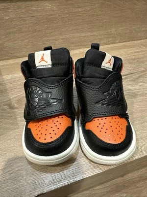 Tabla trasera Sky Jordan TD Shattered talla 4c BQ7196-008 Foto 1 de 4