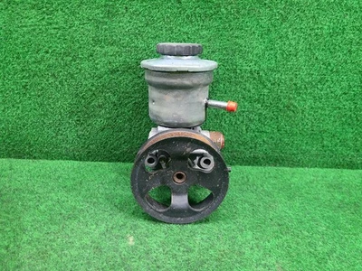TOYOTA HILUX STEERING PUMP PETROL, 2.7, 2TR-FE, 03/05- WITH PULLEY  - image 1 of 4