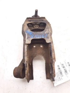 79-83 TOYOTA PICKUP 2.4L RWD AT PASSENGER SIDE FRONT LOWER CONTORL ARM ASSEMBLY - Picture 1 of 12